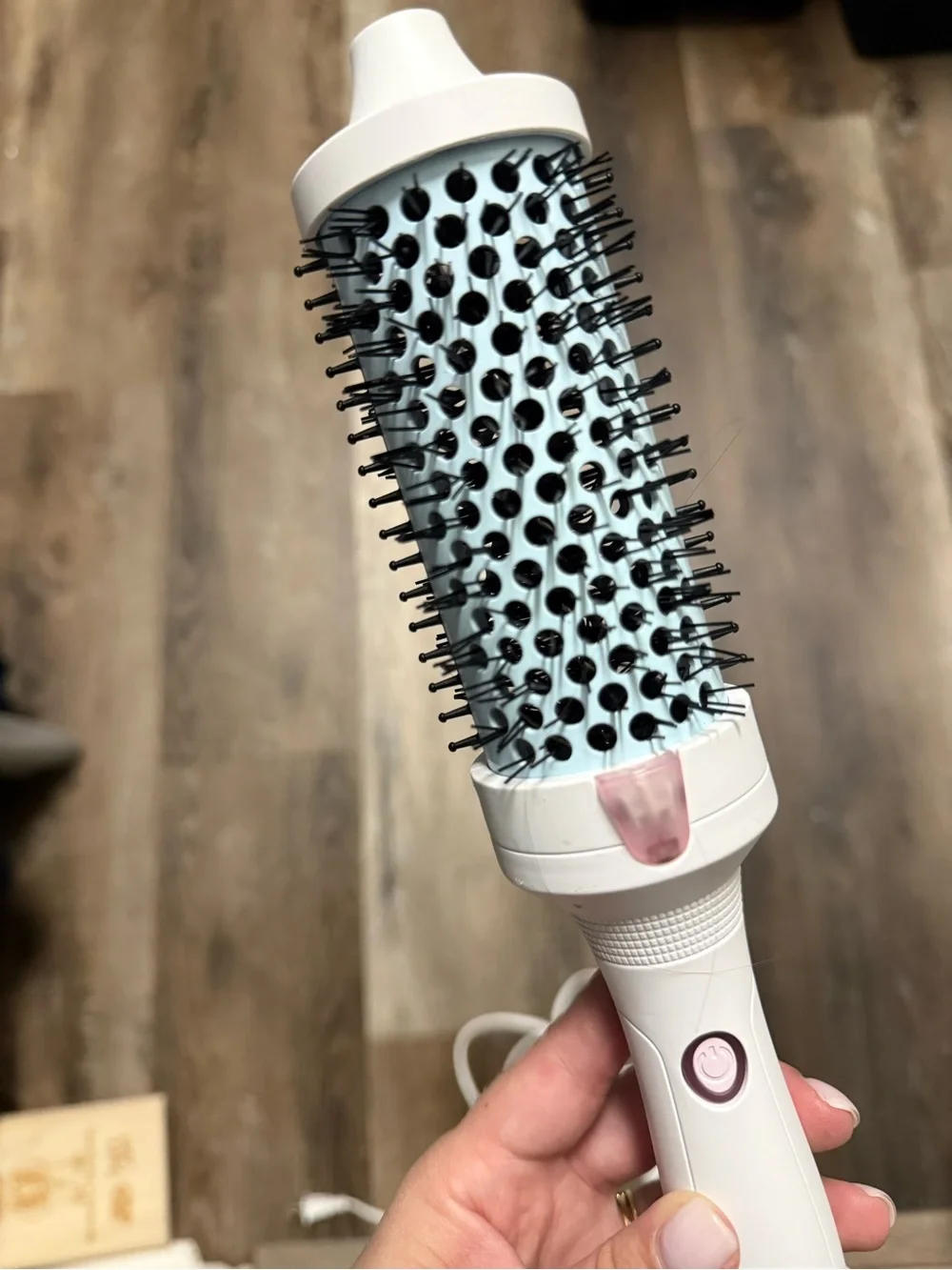 It's Giving Body Large Hot Thermal Round Brush